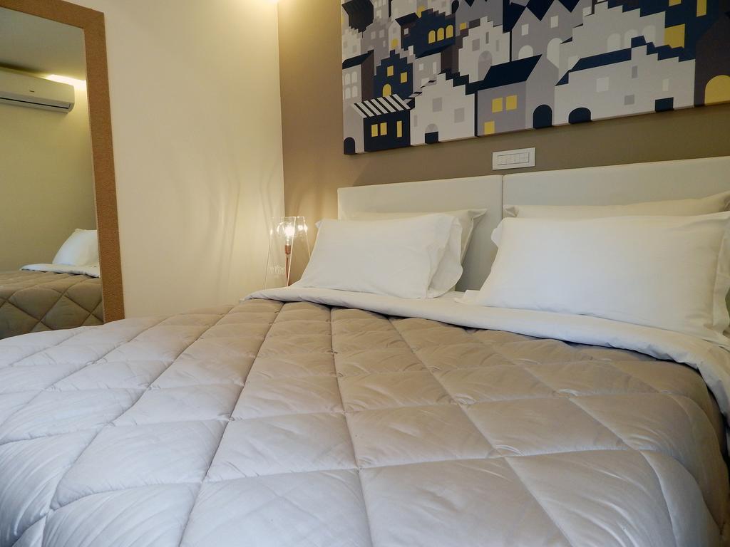 Hotel Sotto L'Arco Matera Zimmer foto
